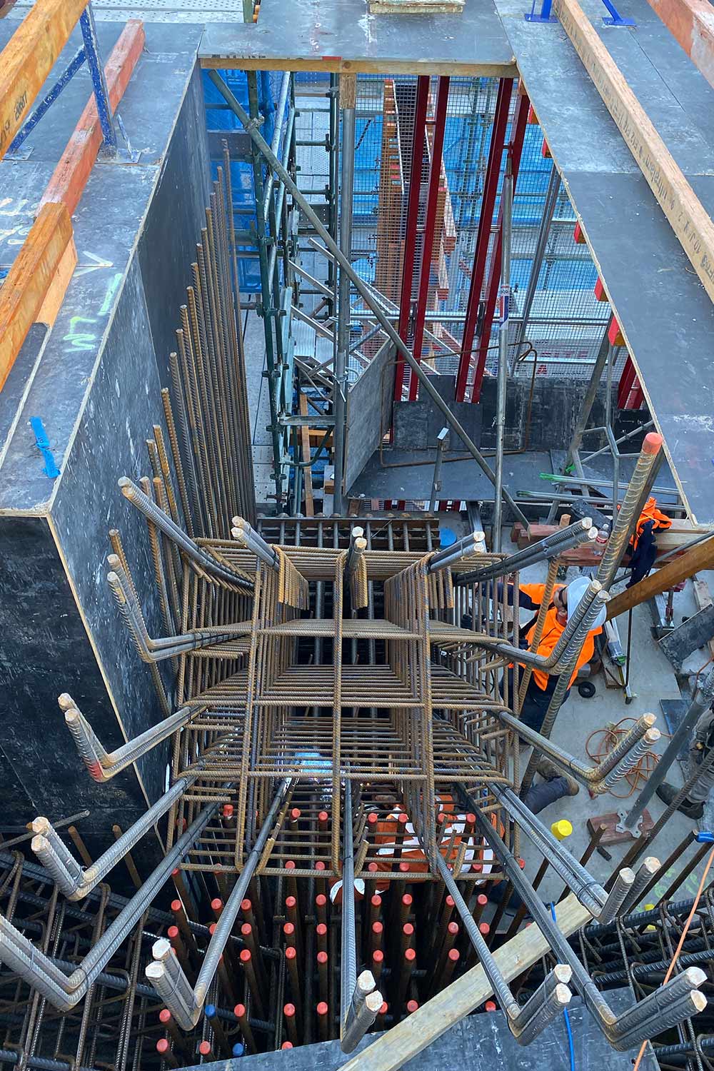 Creation of reinforced staircase